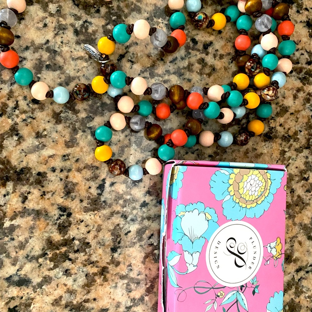 Gorgeous fall plunder necklace